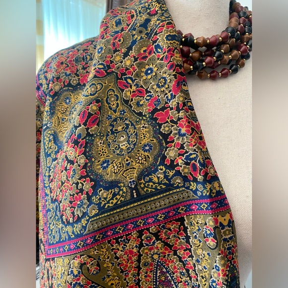 Elegant Paisley Scarf with Beaded Necklace - Picture 8 of 10